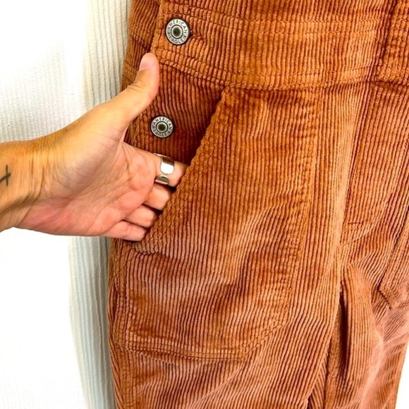 American Eagle - NWT Pink Corduroy Adjustable Straps With Pockets Overalls XS - Picture 6 of 14